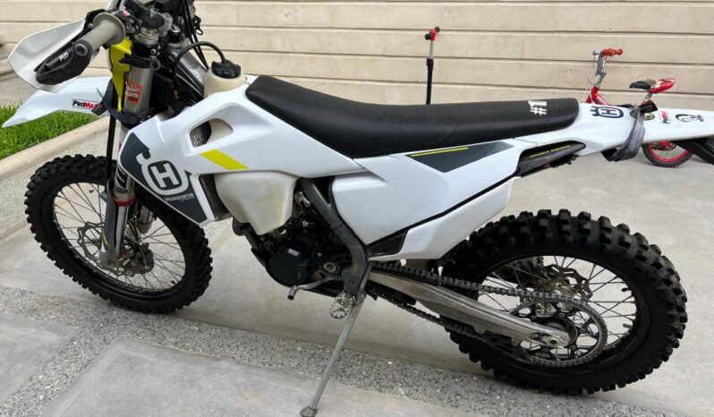 
								2022  Enduro Huskvarna 350cc 4T full									