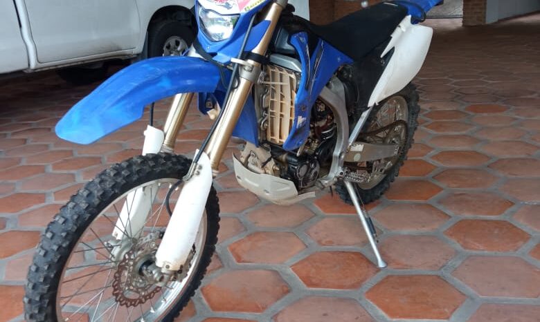 
								2012  Enduro Yamaha 250cc 4T full									